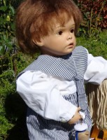 /album/franziska-goebel-artis-orbis-porzellan-puppe-design-rosemarie-anna-muller-sberatelska-autorska-panenka-nemecko1/franziska-rosemarie-anna-muller-panenka-z-porcelanu-gobelit-s-textilnim-telem-goebel-artis-orbis-sberatelska-znackova-nemecka-autorska-babika-panenkov-R-2-jpg2/